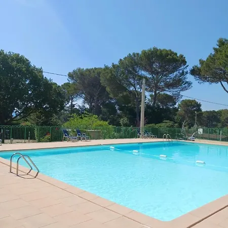 De Charme Avec Piscine Le Castellet (Var)
