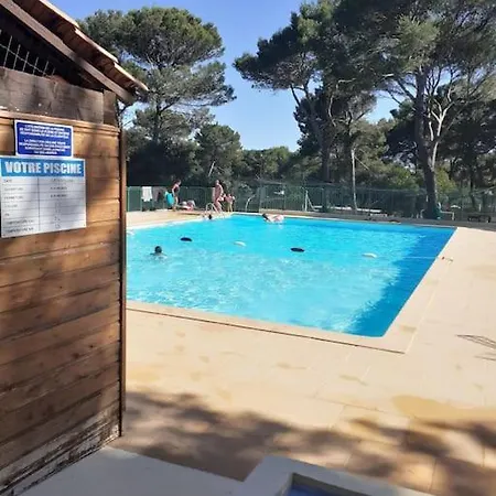 샬레 De Charme Avec Piscine
